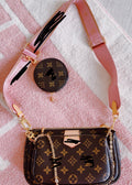 Boujee crossbody 🌸🩷