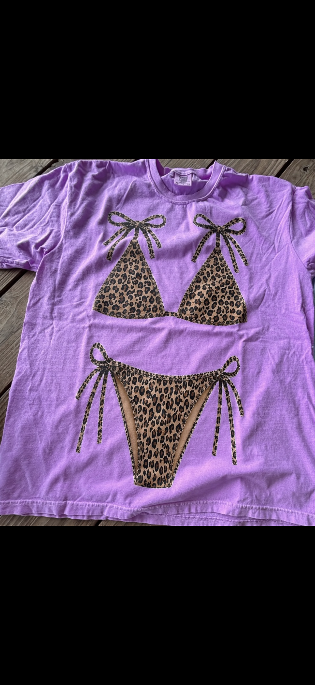 Bikini cheetah tee